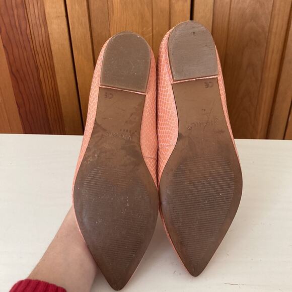 Vionic Peachy Pink Embossed Leather Lena Flats, Size 7 - Picture 12 of 16